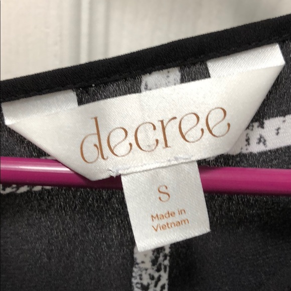 Decree top - Picture 3 of 8